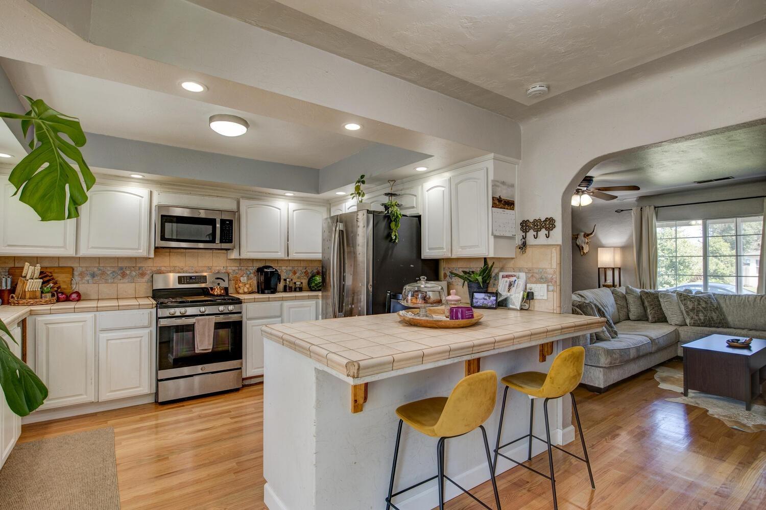 1705 Concord Ave, Modesto, CA 95350