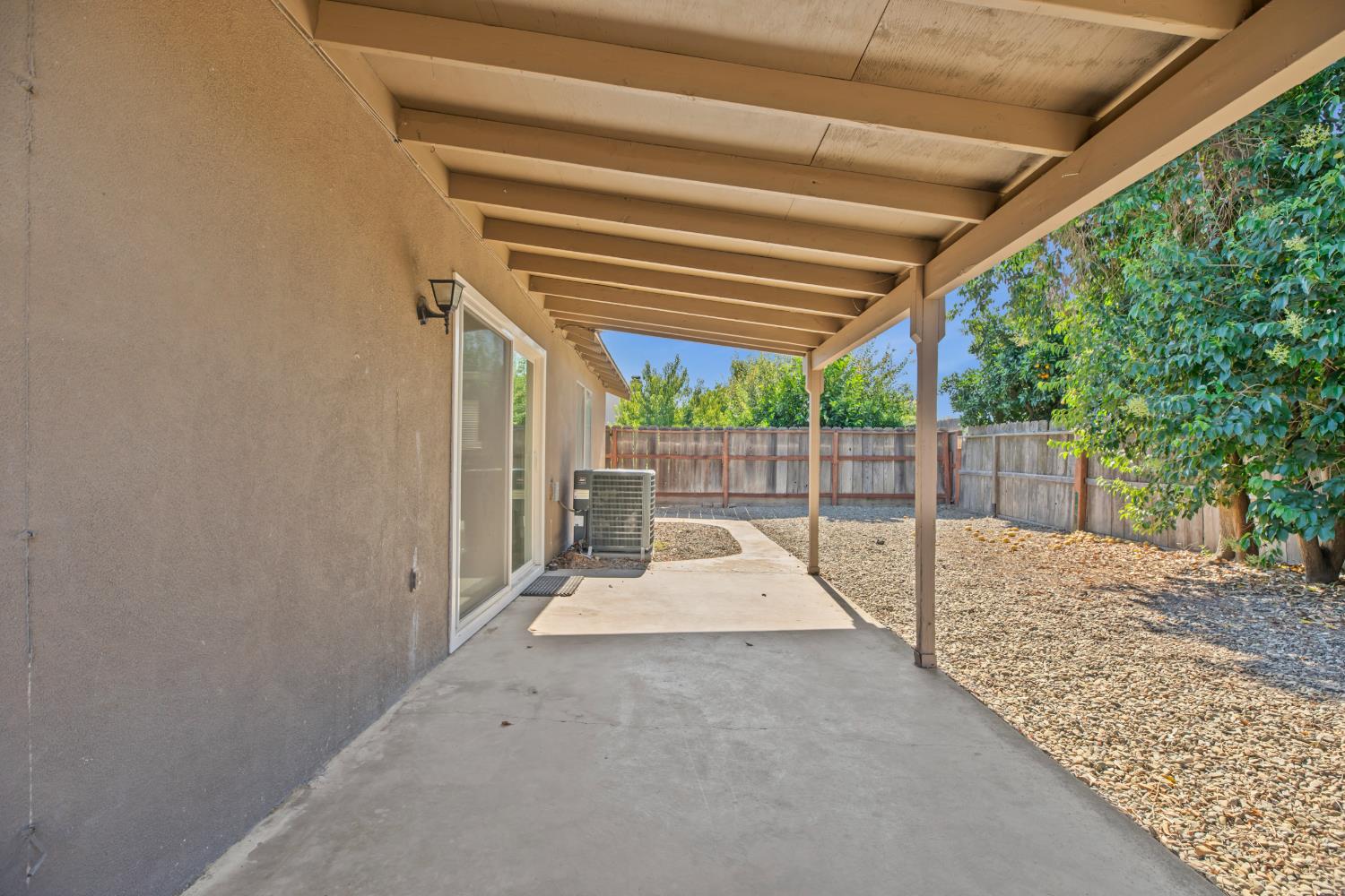 2820 E Orangeburg Ave, Modesto, CA 95355