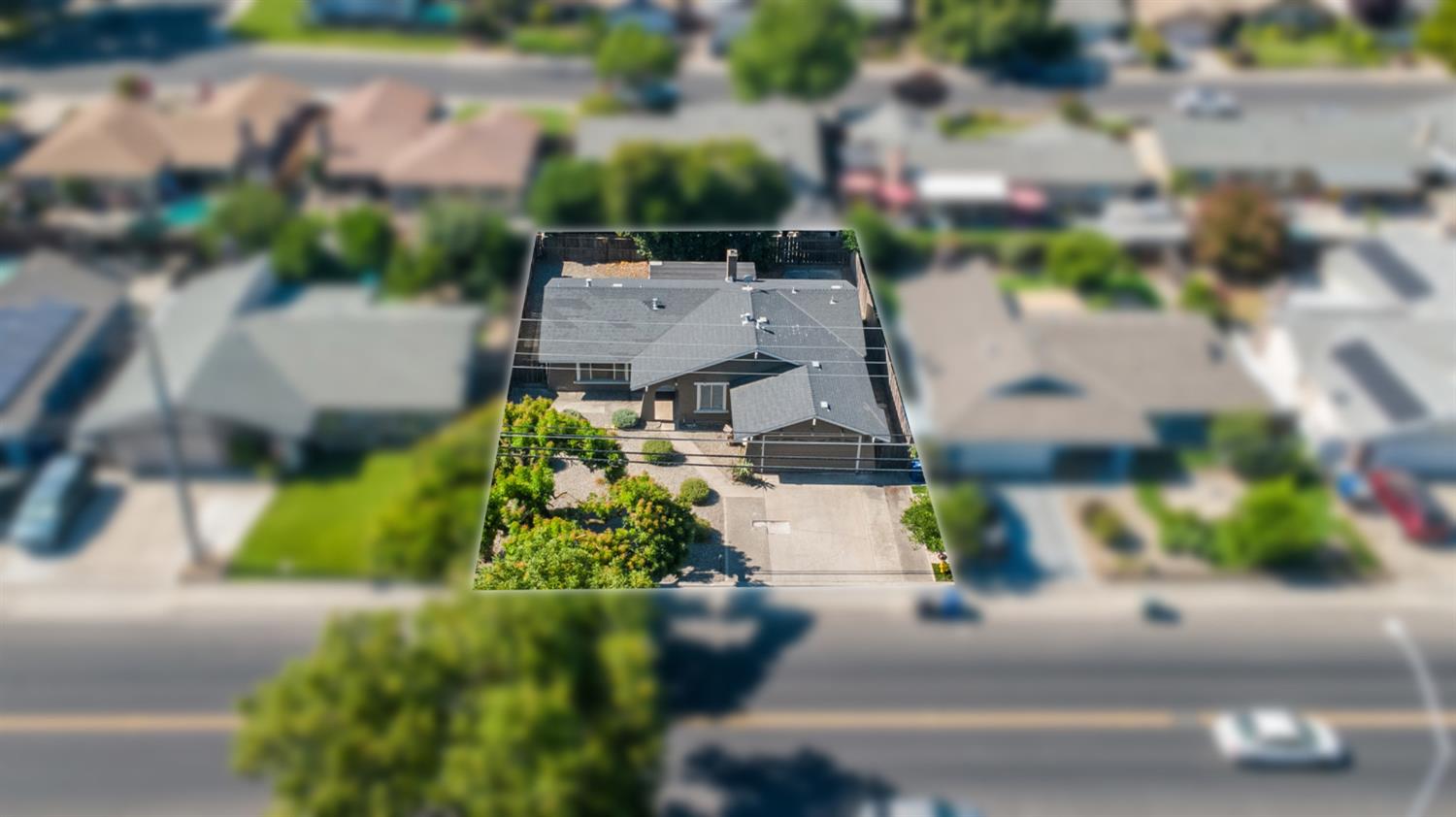 2820 E Orangeburg Ave, Modesto, CA 95355