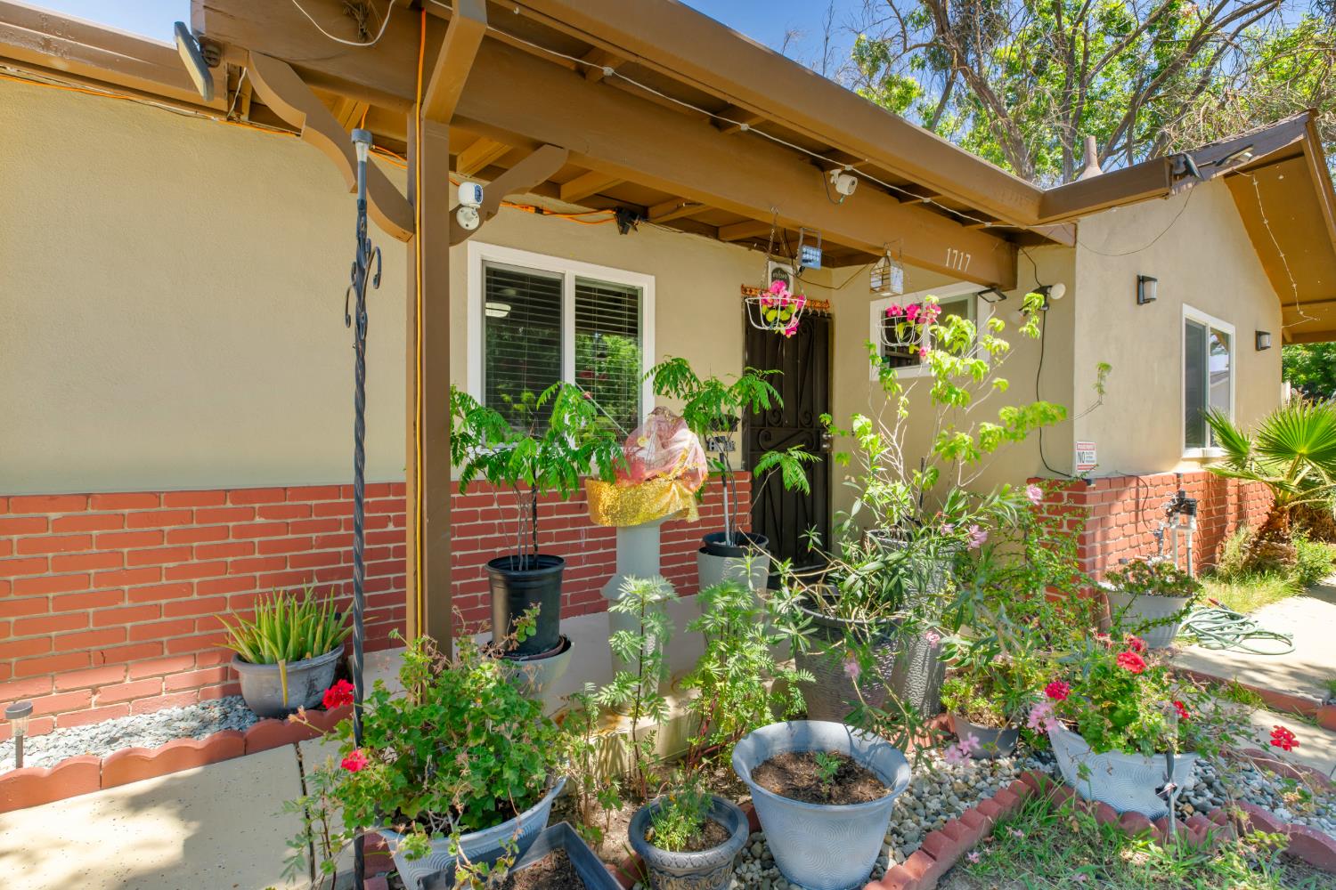 1717 Ensenada Dr, Modesto, CA 95355
