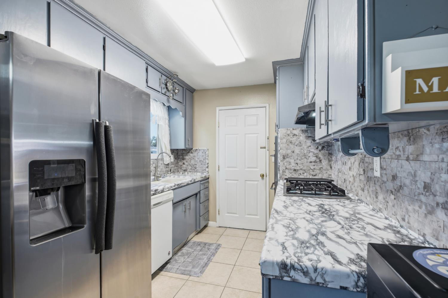 1717 Ensenada Dr, Modesto, CA 95355