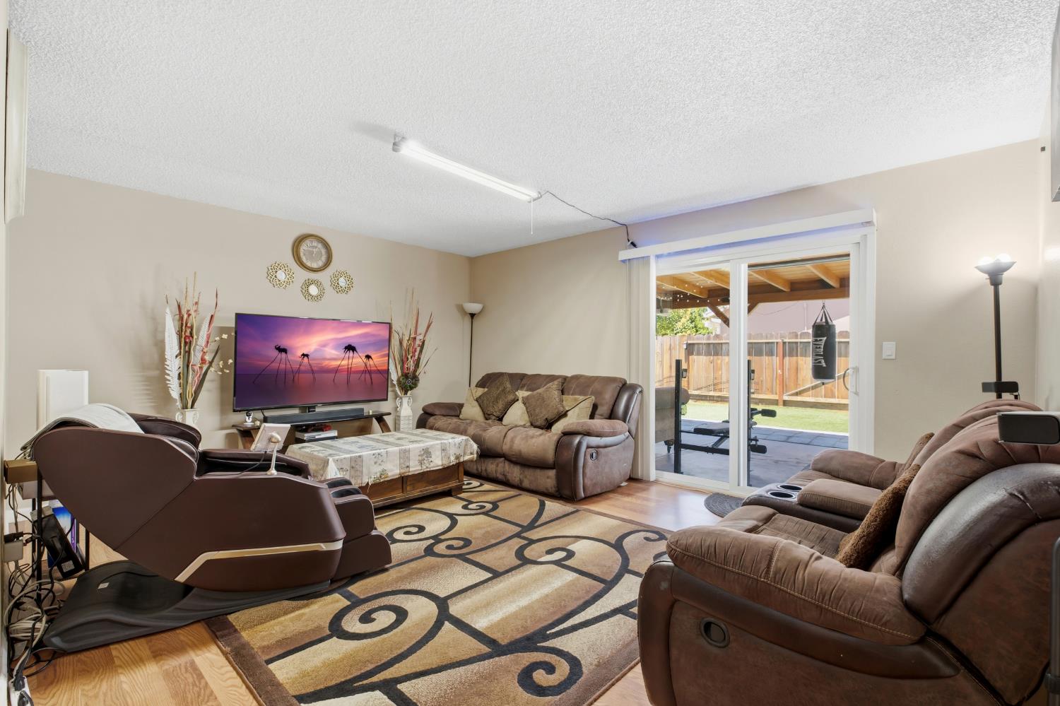 1717 Ensenada Dr, Modesto, CA 95355