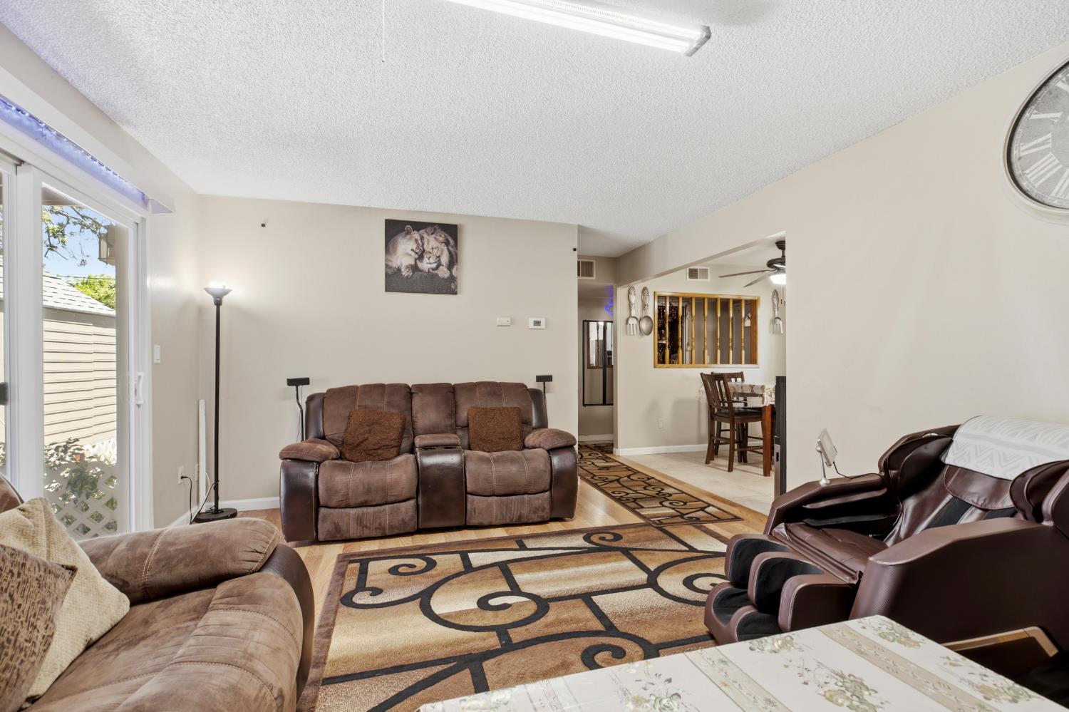 1717 Ensenada Dr, Modesto, CA 95355