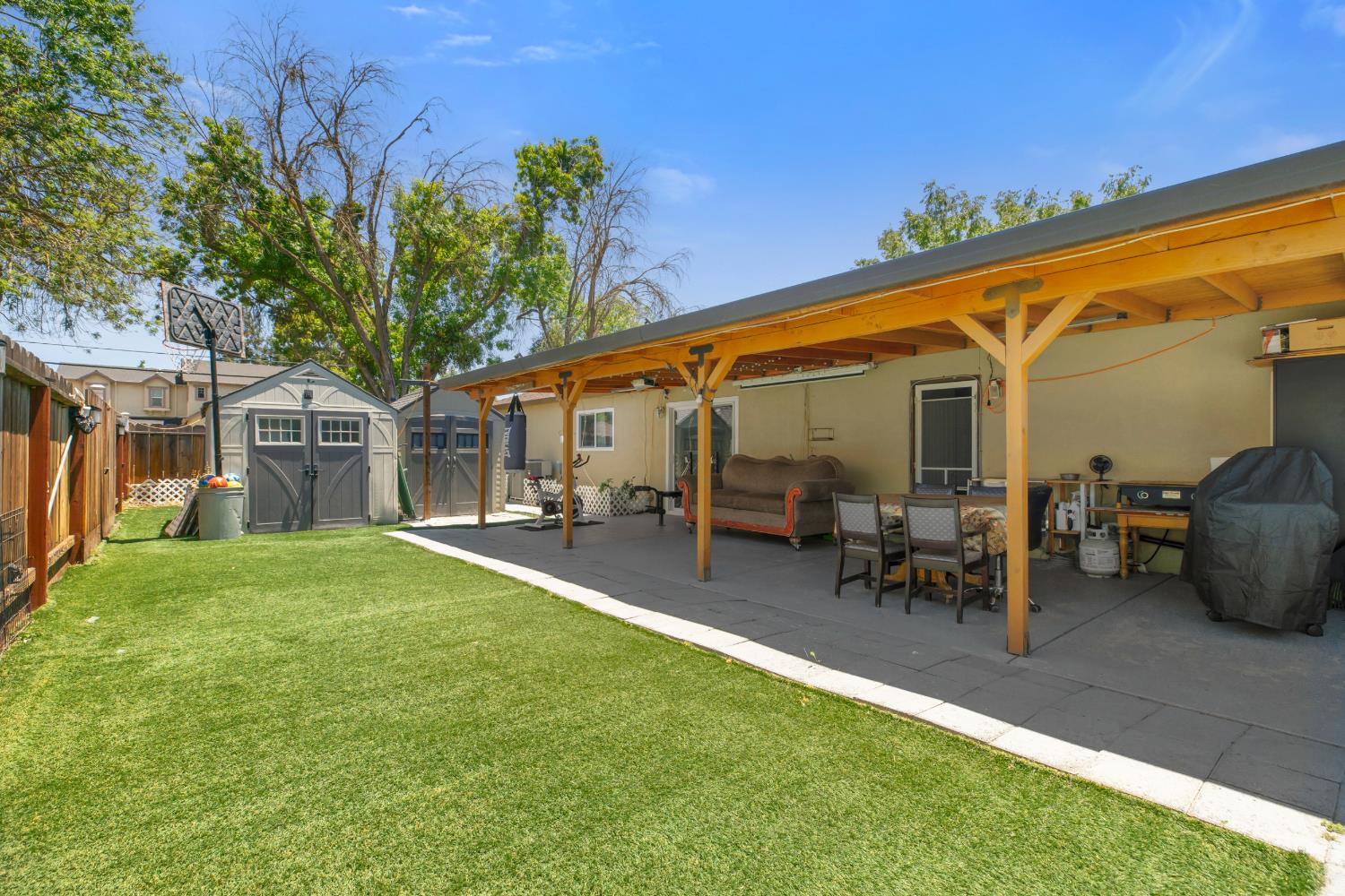 1717 Ensenada Dr, Modesto, CA 95355