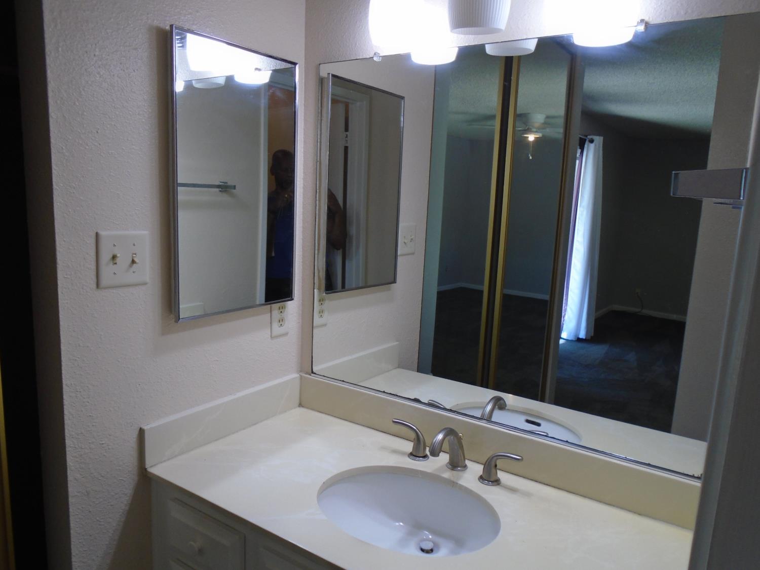 3316 Mesquite Way, Modesto, CA 95355