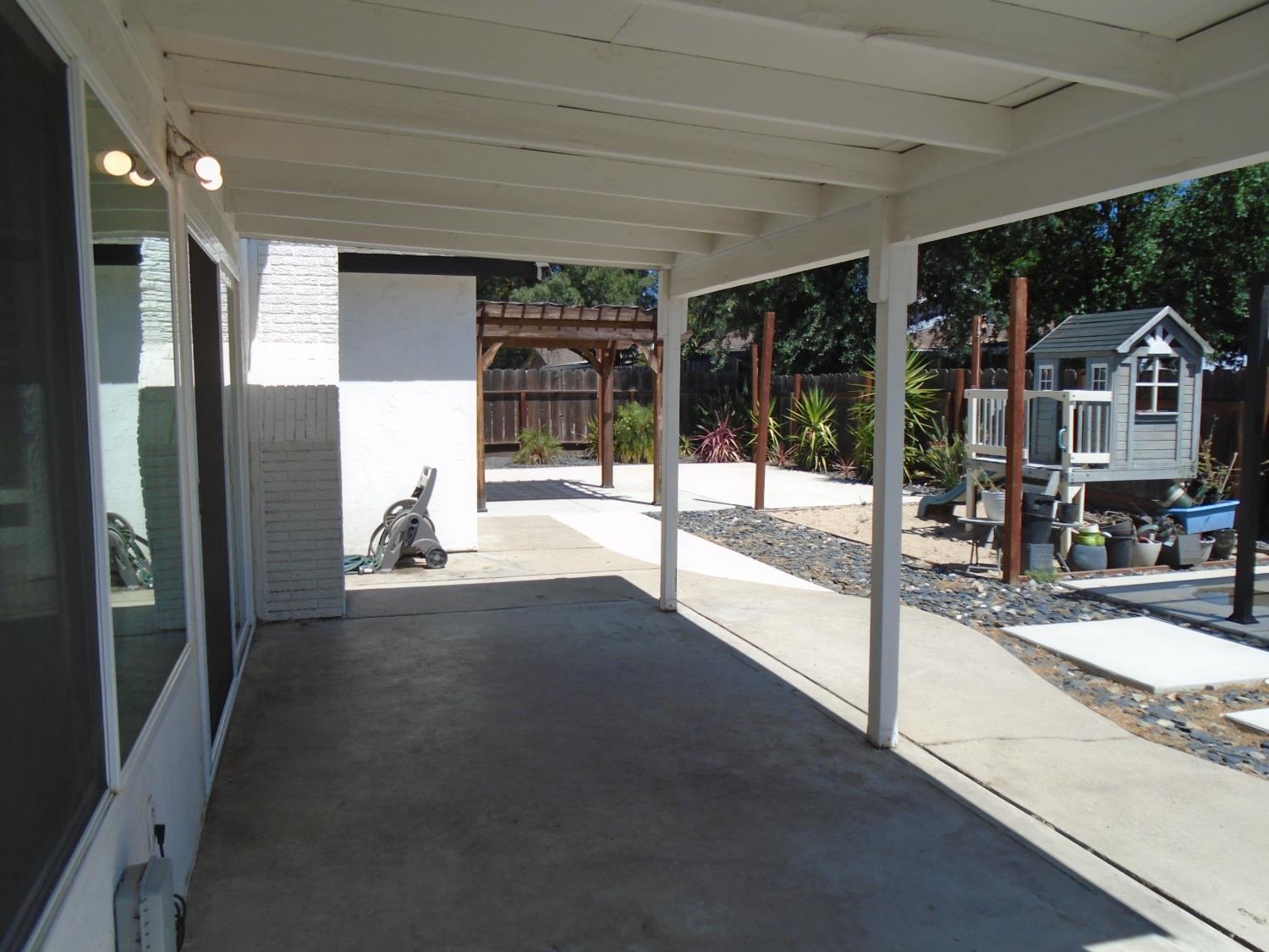 3316 Mesquite Way, Modesto, CA 95355