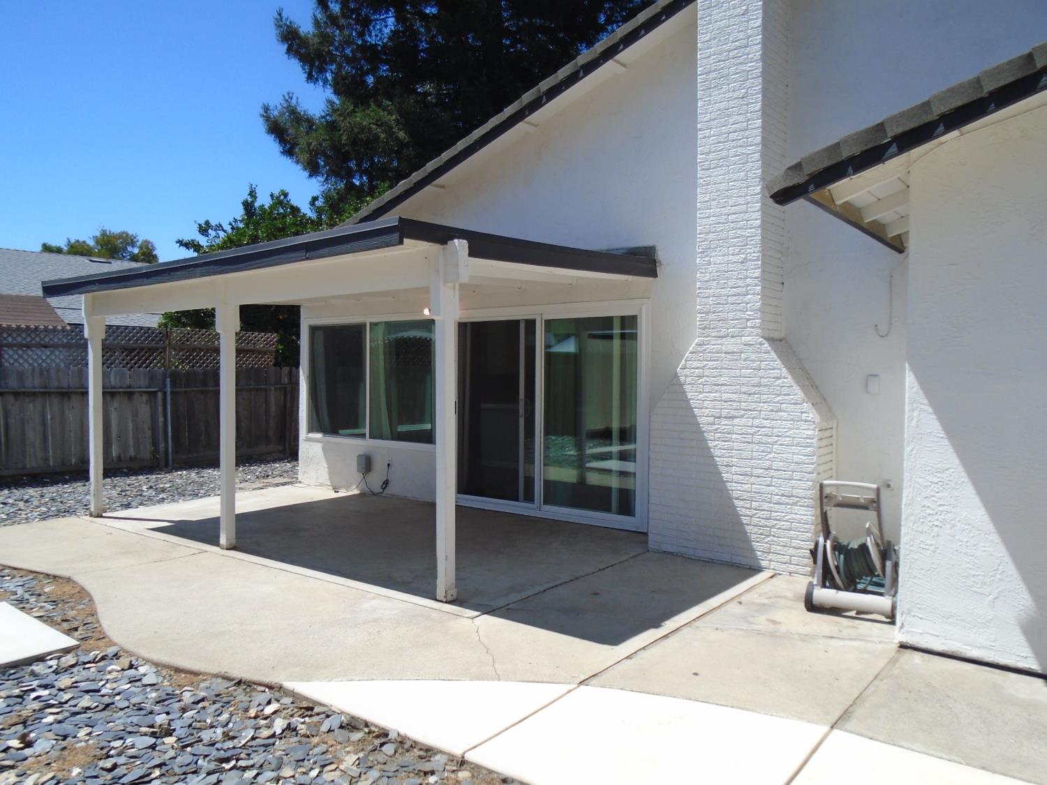 3316 Mesquite Way, Modesto, CA 95355