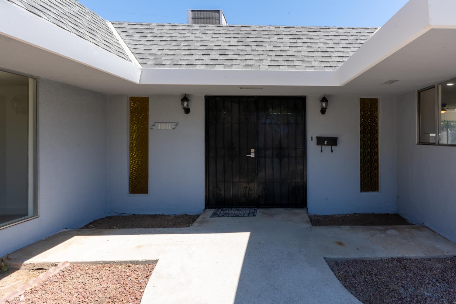 1011 Oregon Dr, Merced, CA 95340