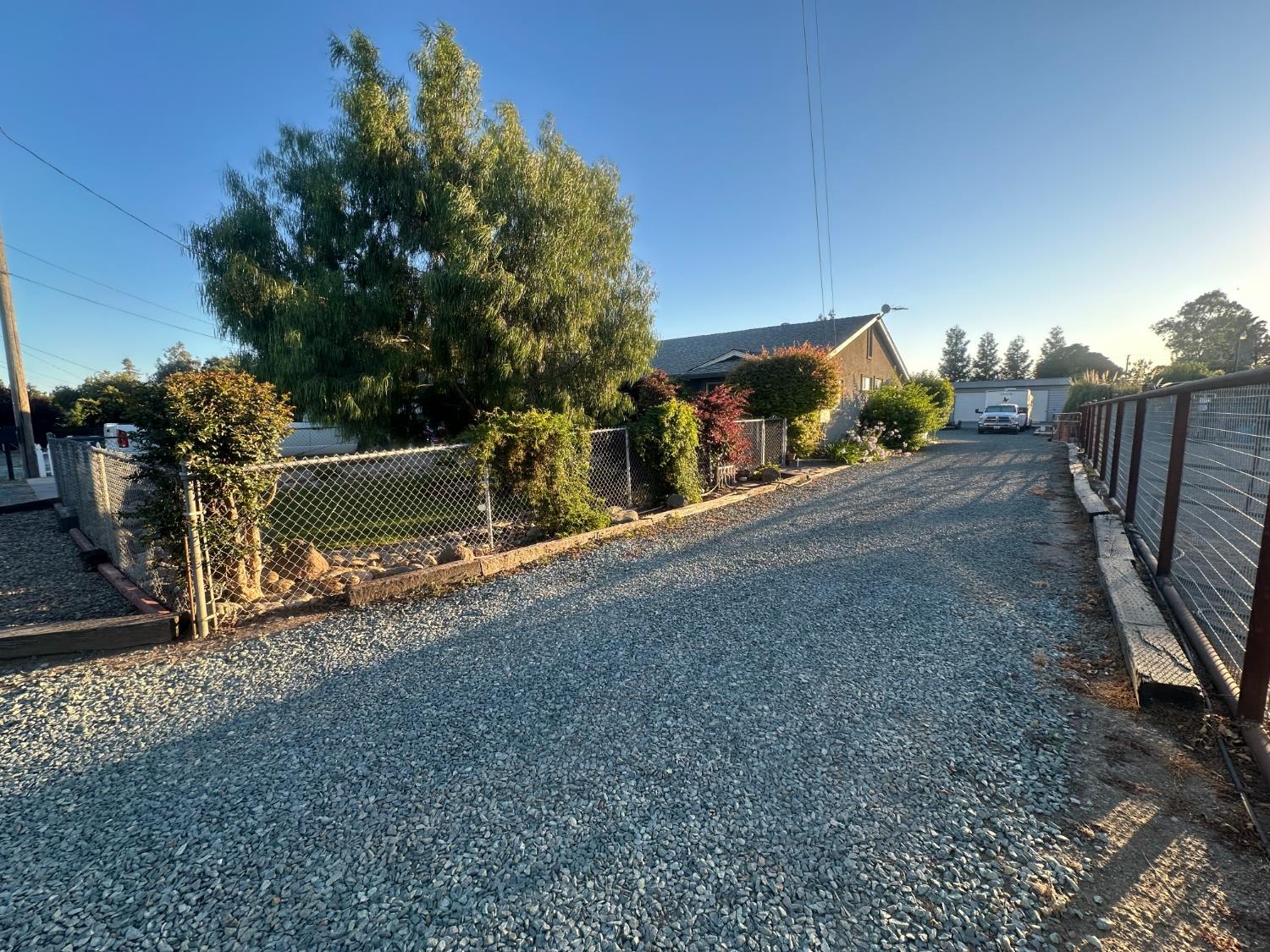 955 Elma St, Hickman, CA 95323