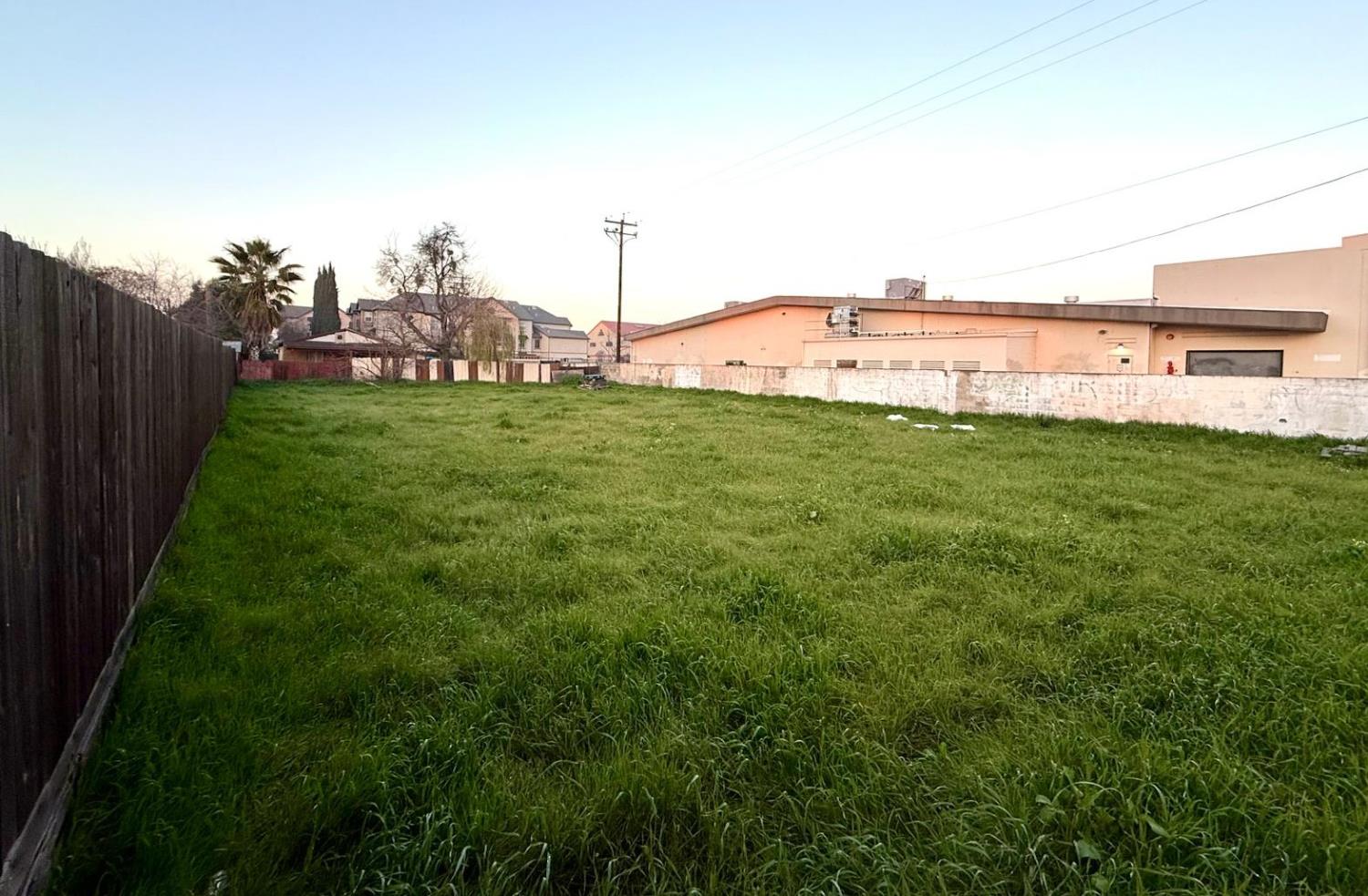 237 Bernell Ave, Turlock, CA 95380