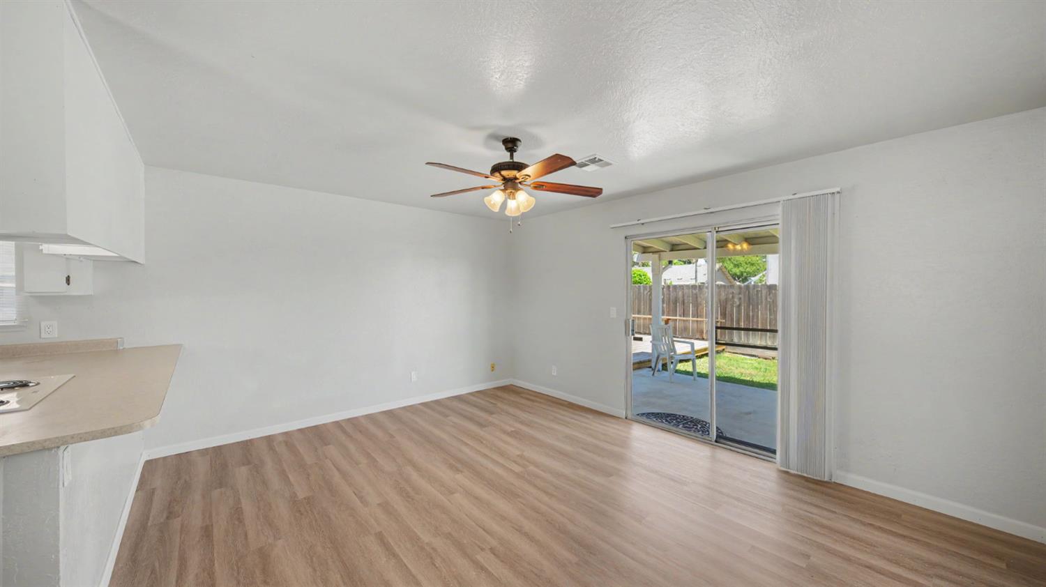 1200 Guiseppe Ln, Modesto, CA 95355