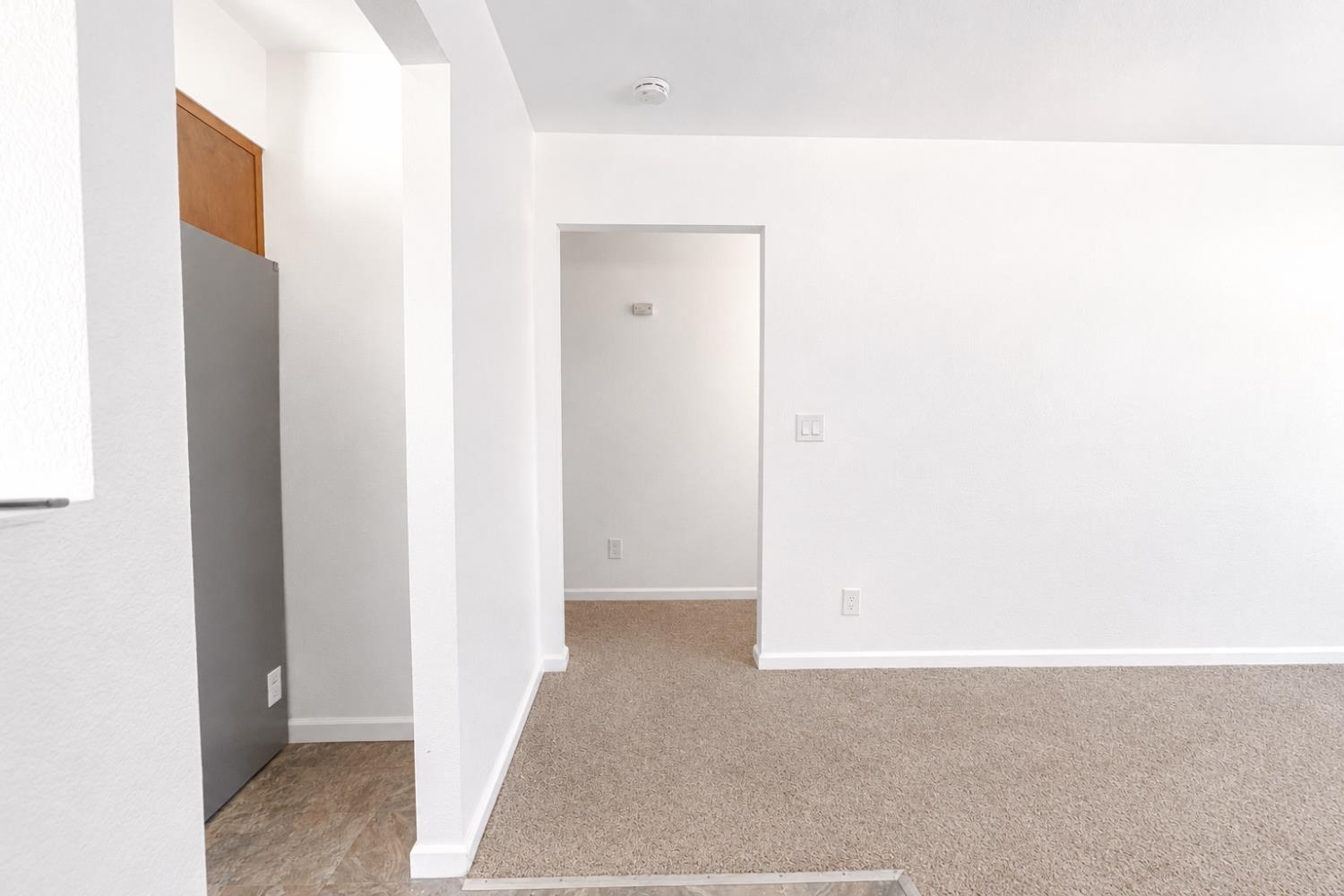 819 Jeffrey Rd, Los Banos, CA 93635
