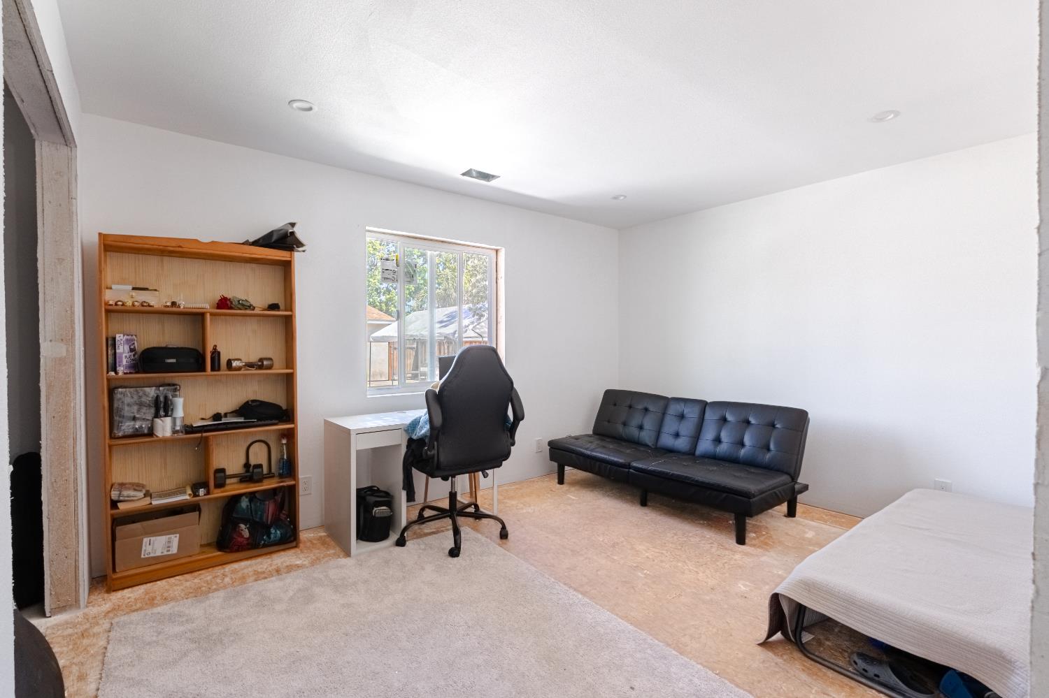 819 Jeffrey Rd, Los Banos, CA 93635