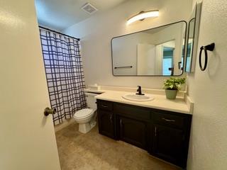 1061 English Ave, Turlock, CA 95380