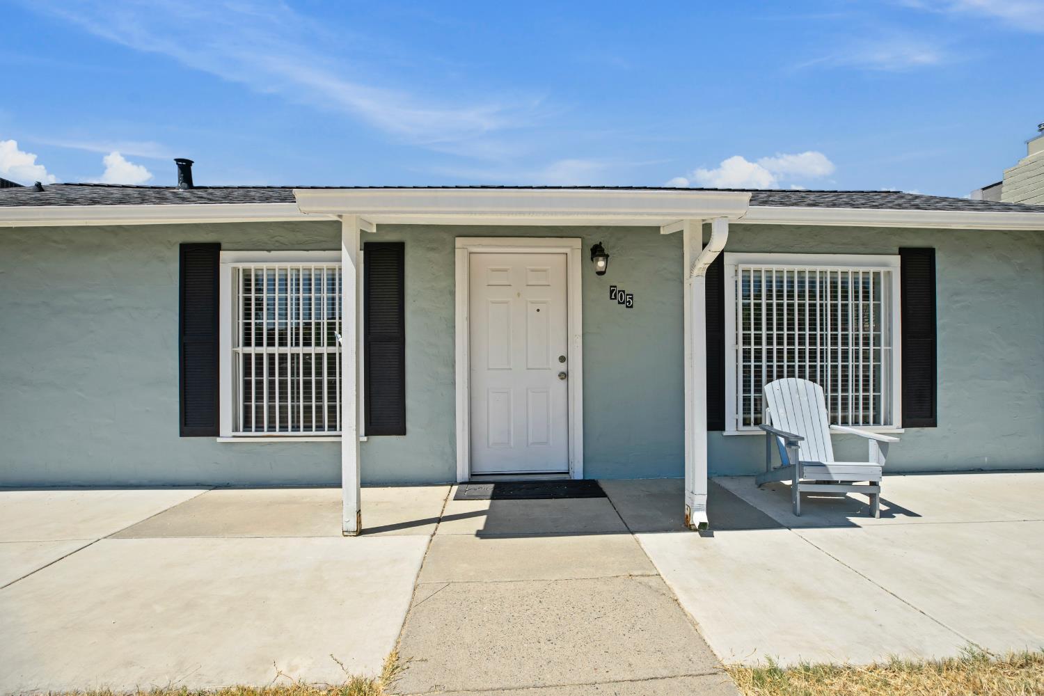 705 Badgley Dr, Modesto, CA 95350