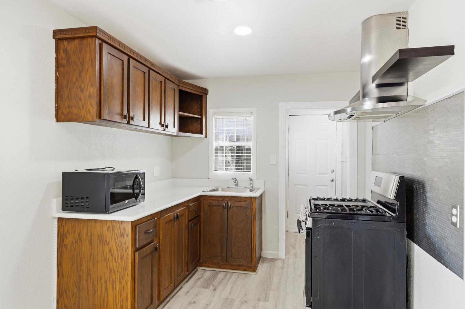 705 Badgley Dr, Modesto, CA 95350