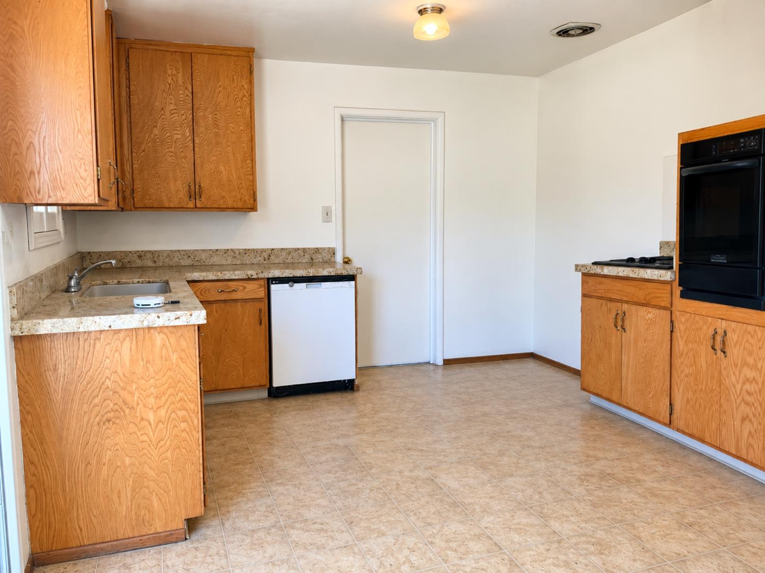6948 2nd Street, Riverbank, CA 95367