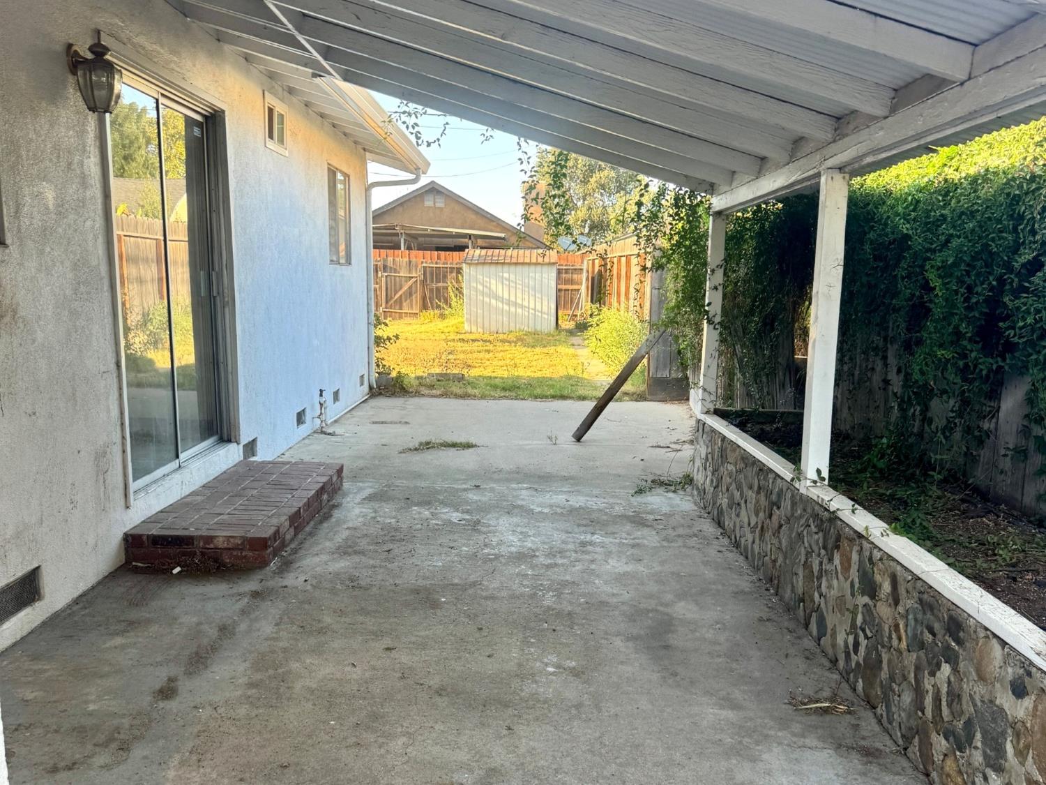 6948 2nd Street, Riverbank, CA 95367