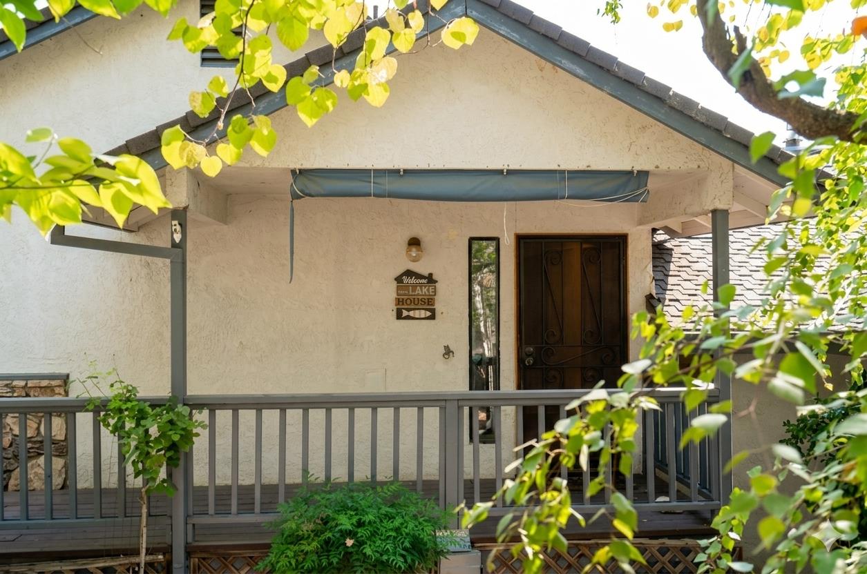 188 Oakhurst Ct, Copperopolis, CA 95228