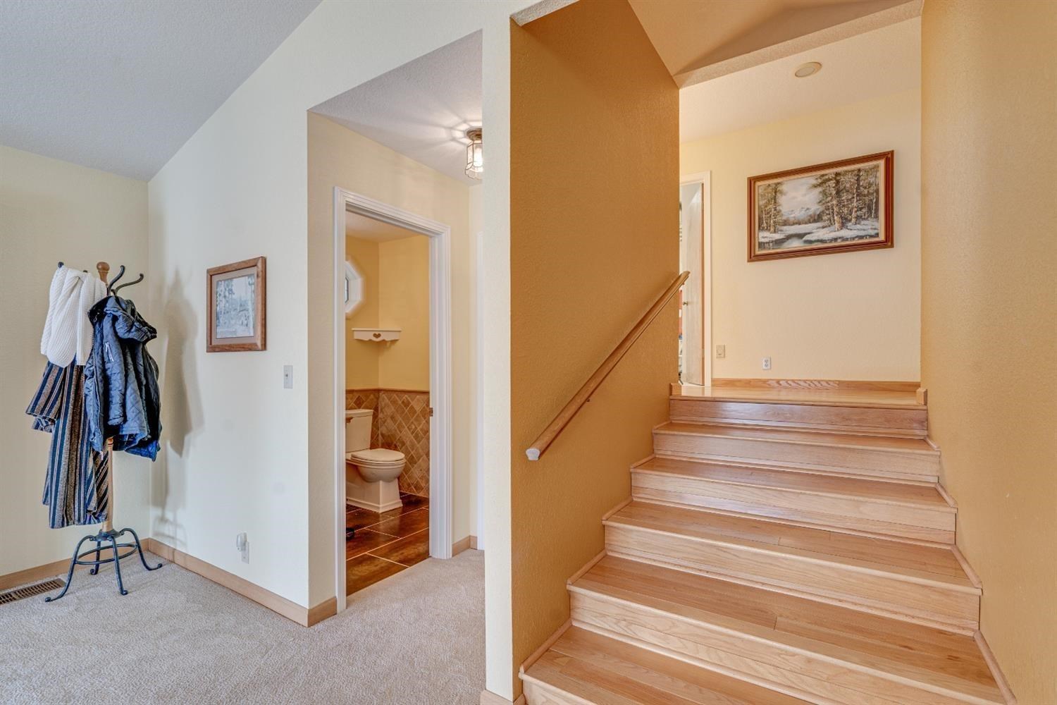 188 Oakhurst Ct, Copperopolis, CA 95228