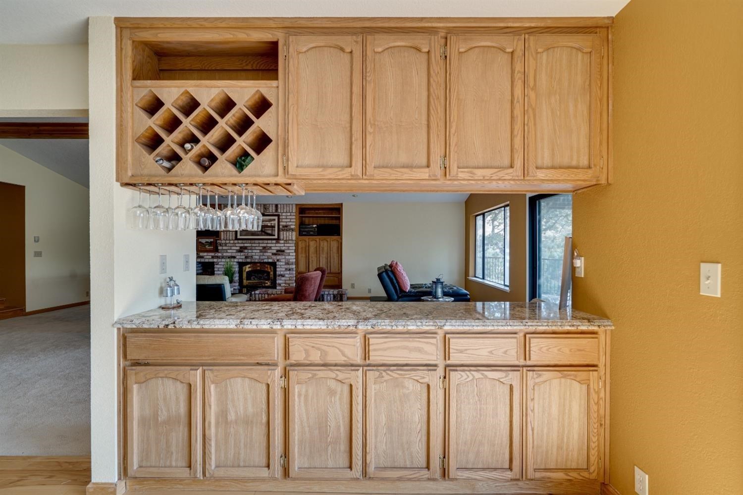 188 Oakhurst Ct, Copperopolis, CA 95228