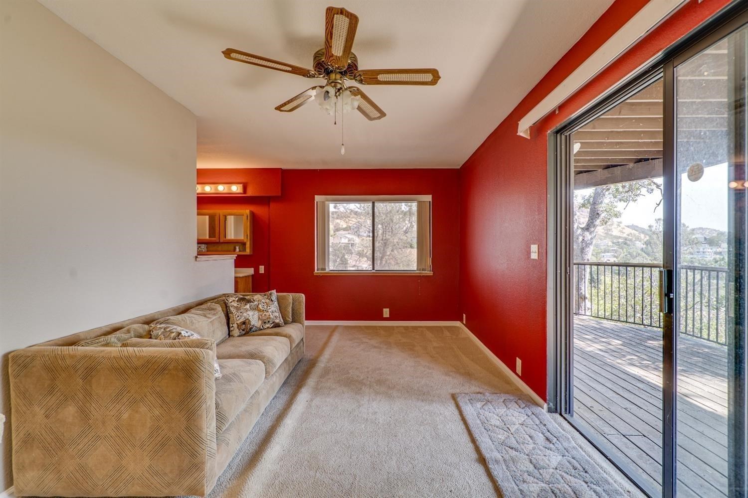 188 Oakhurst Ct, Copperopolis, CA 95228