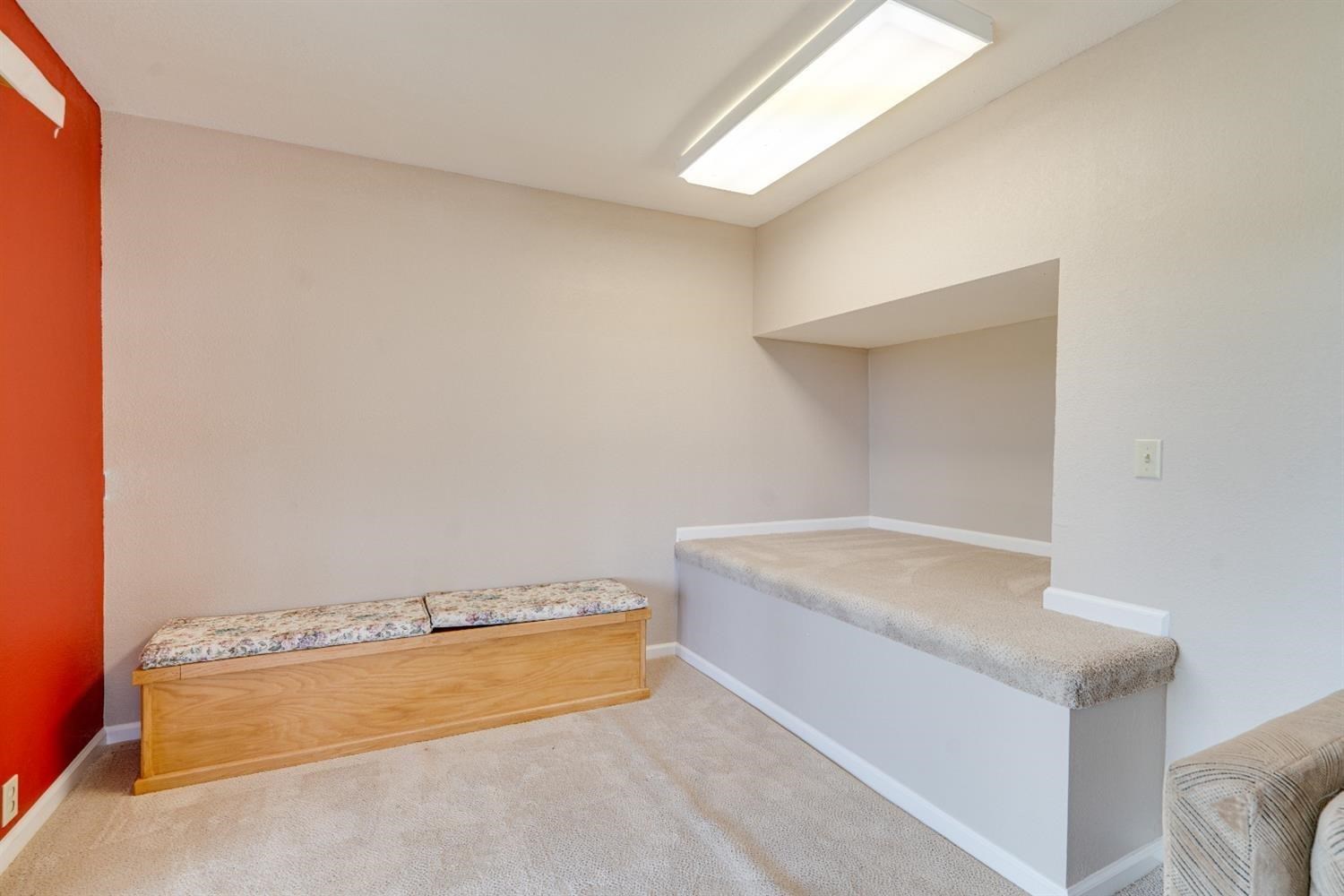 188 Oakhurst Ct, Copperopolis, CA 95228