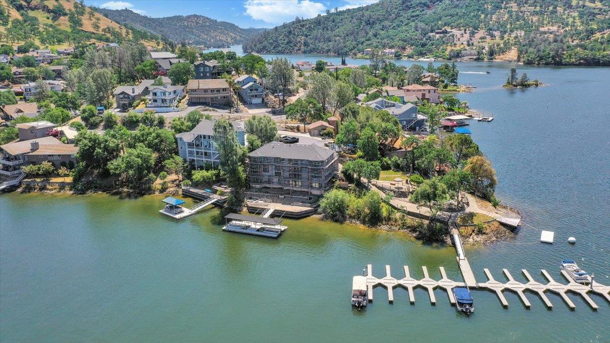 188 Oakhurst Ct, Copperopolis, CA 95228
