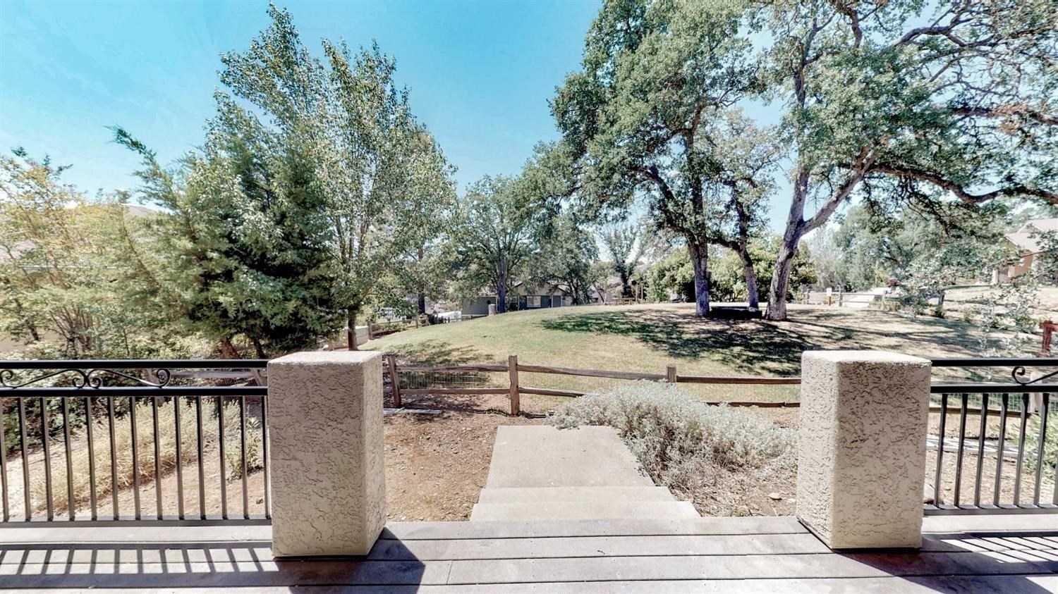 188 Oakhurst Ct, Copperopolis, CA 95228