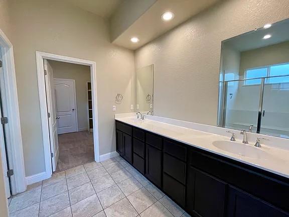 1261 Nascimento Ct, Manteca, CA 95337