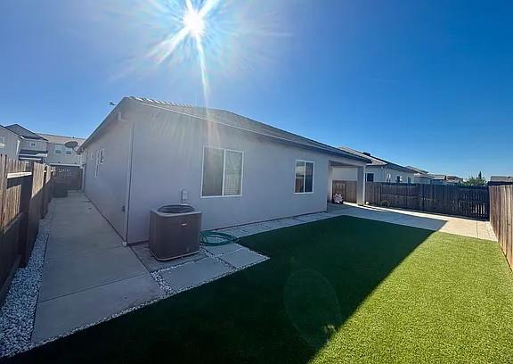 1261 Nascimento Ct, Manteca, CA 95337