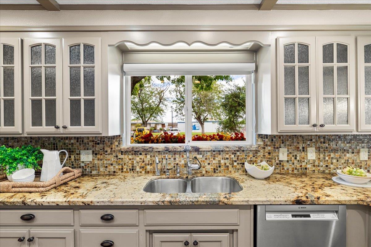 1101 Cornell Ave, Modesto, CA 95350