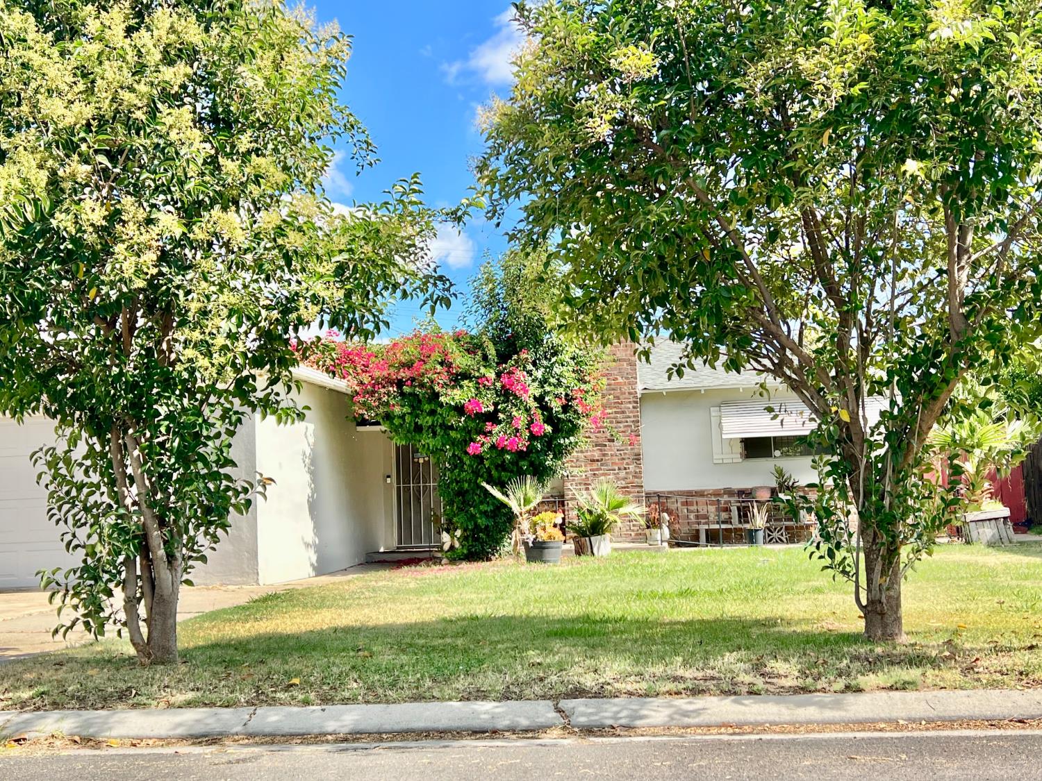 2101 Parr Ave, Modesto, CA 95358