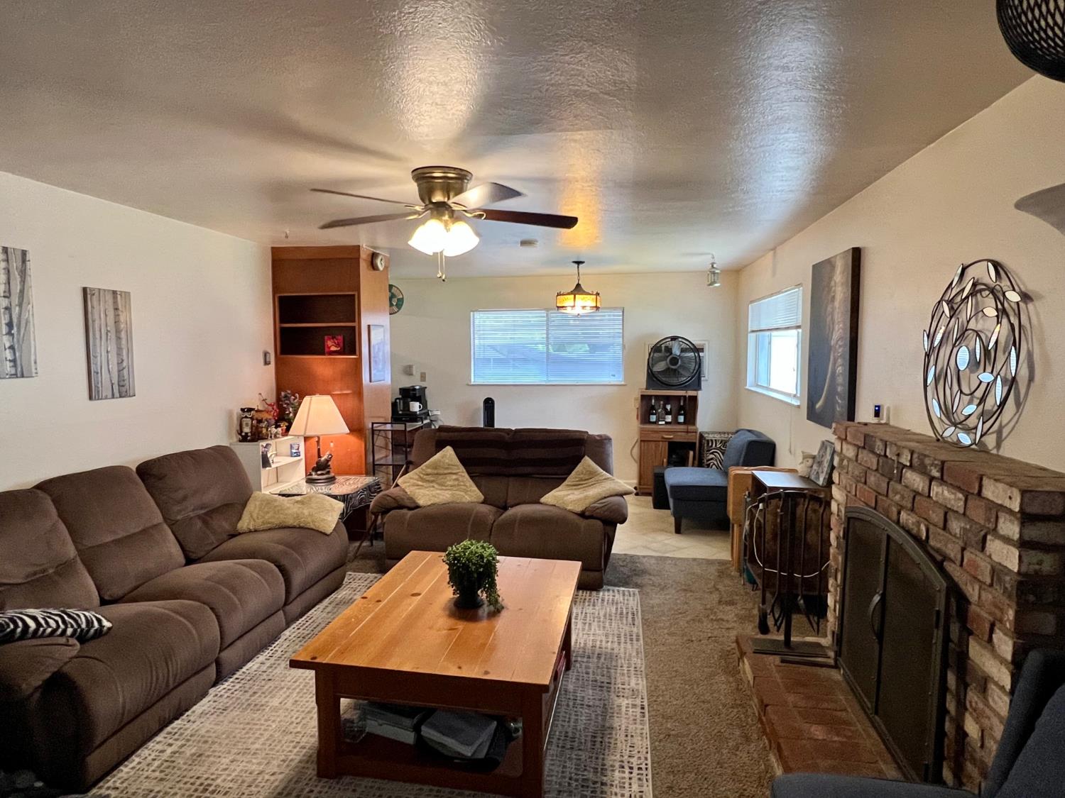 2101 Parr Ave, Modesto, CA 95358