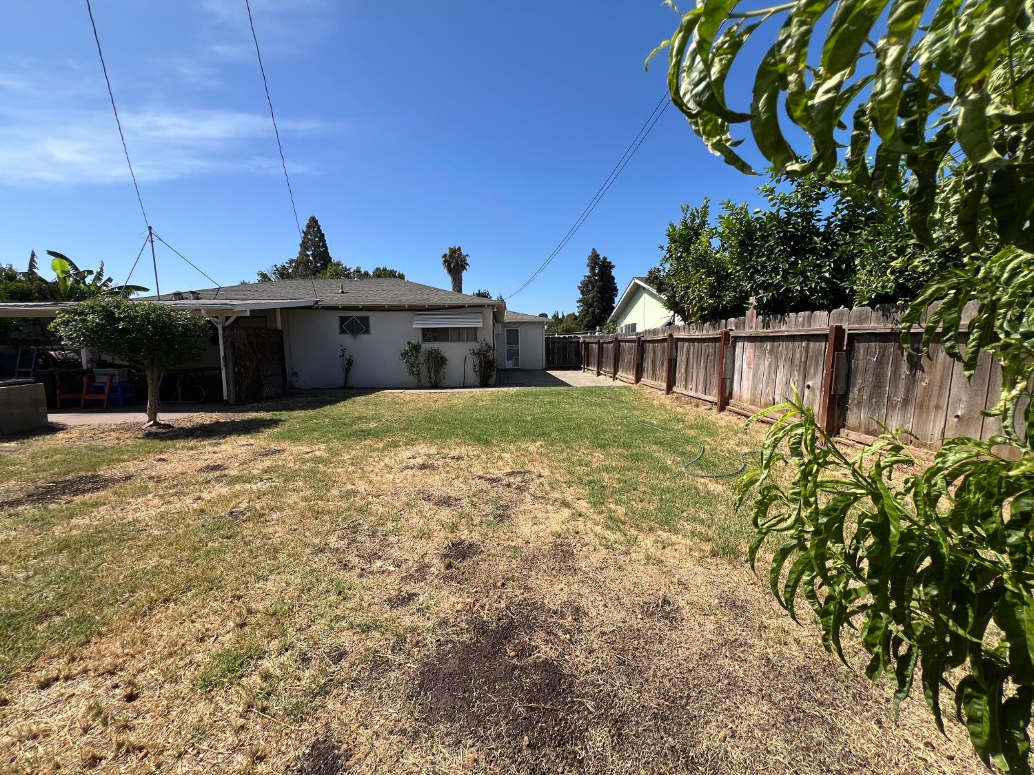 2101 Parr Ave, Modesto, CA 95358