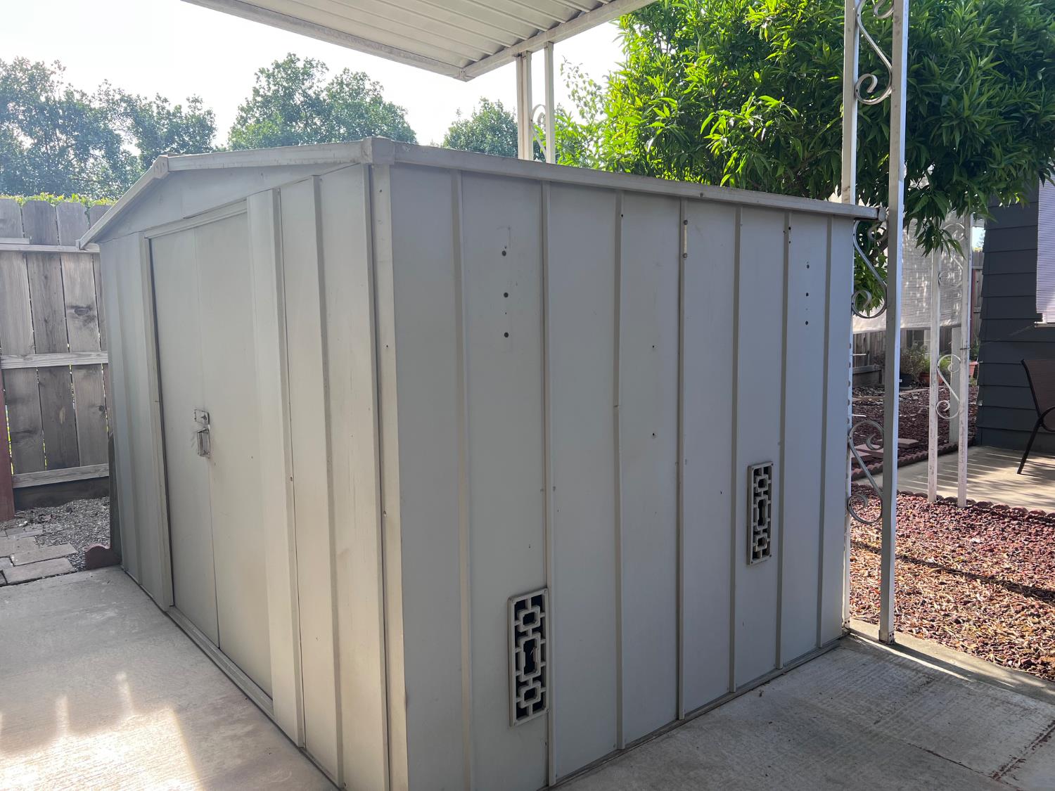 3913 Waimea Ln, Modesto, CA 95355
