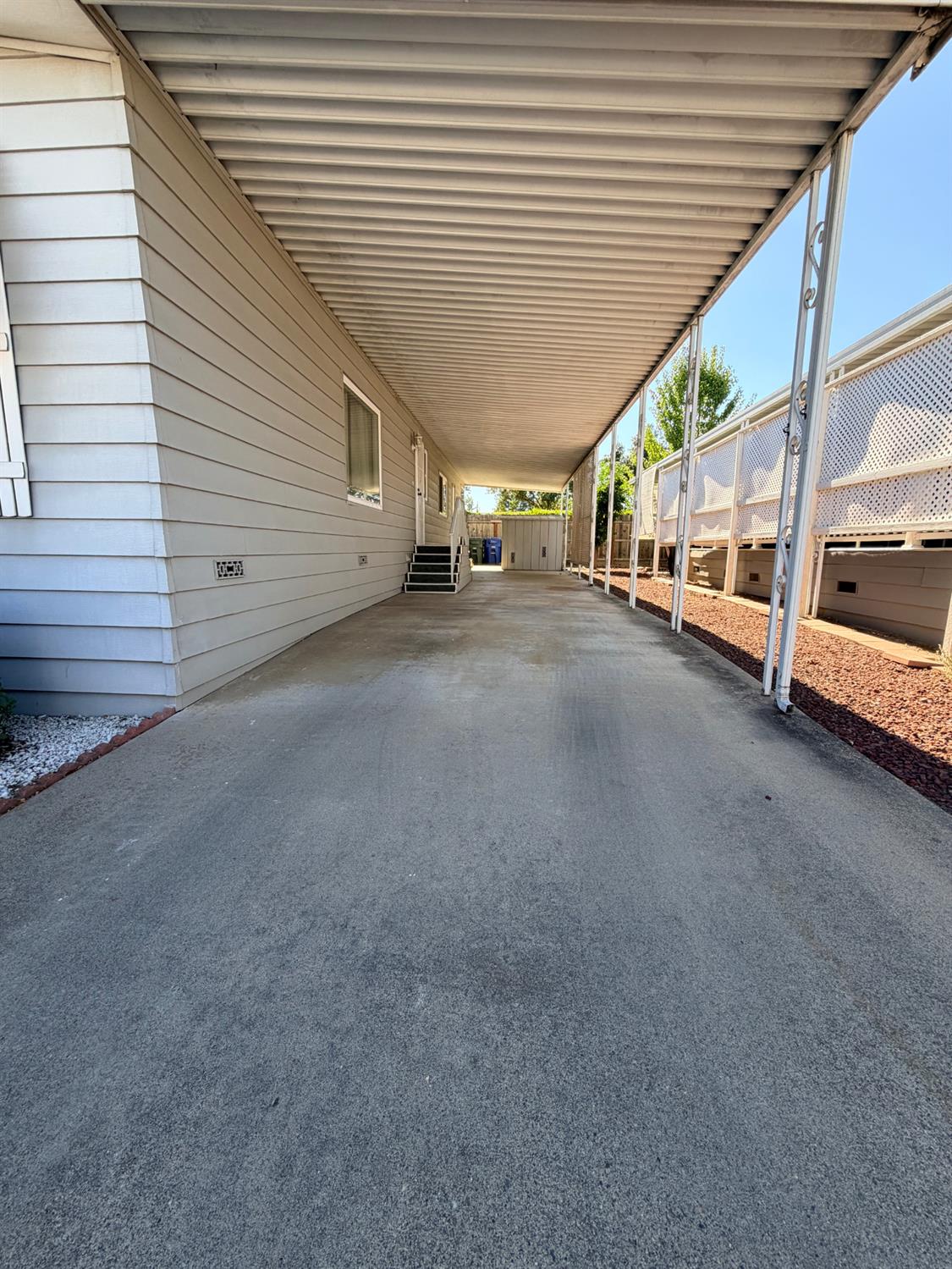 3913 Waimea Ln, Modesto, CA 95355