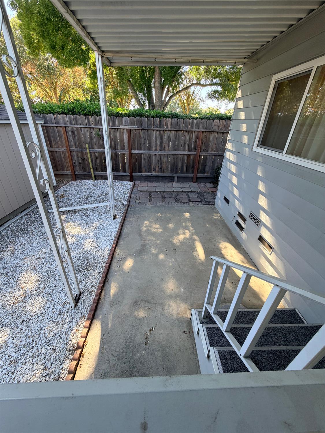 3913 Waimea Ln, Modesto, CA 95355