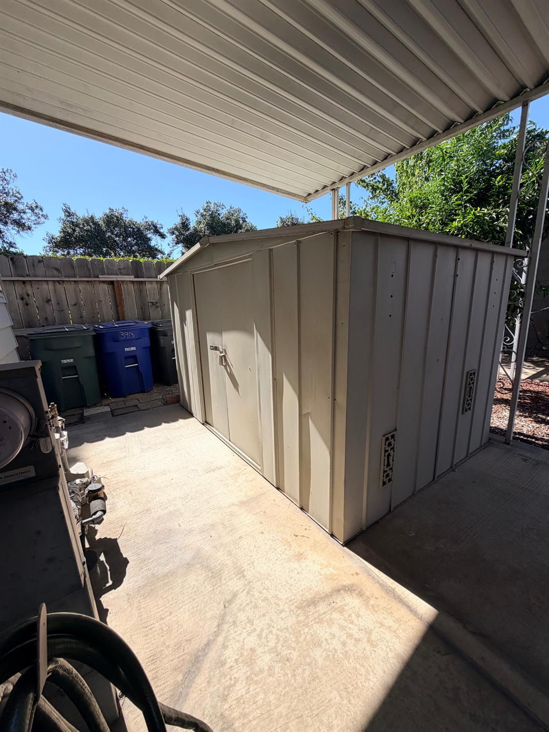 3913 Waimea Ln, Modesto, CA 95355