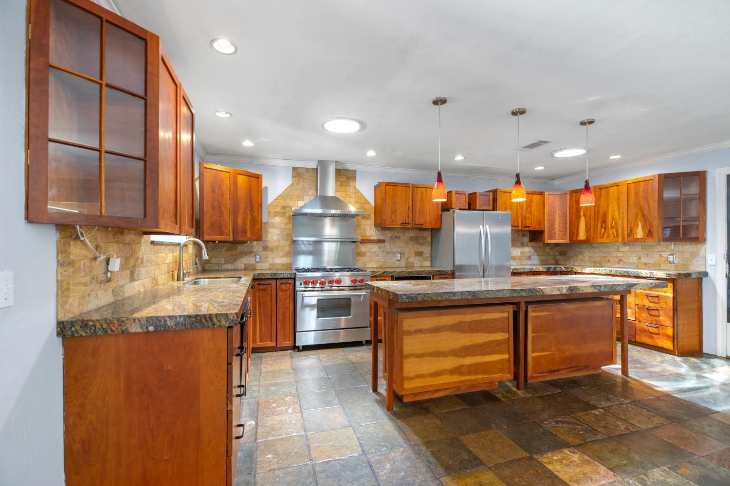 1522 Kiwi Ct, Ripon, CA 95366