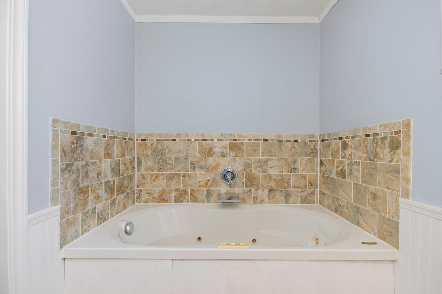 1522 Kiwi Ct, Ripon, CA 95366