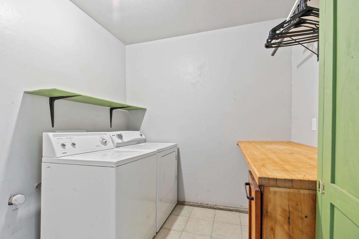 1522 Kiwi Ct, Ripon, CA 95366