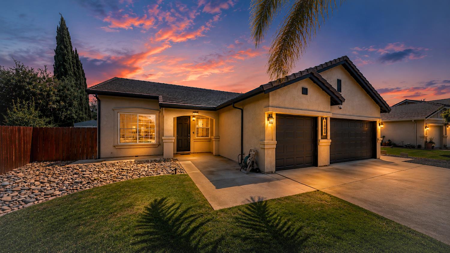 1880 Basil Dr, Manteca, CA 95336