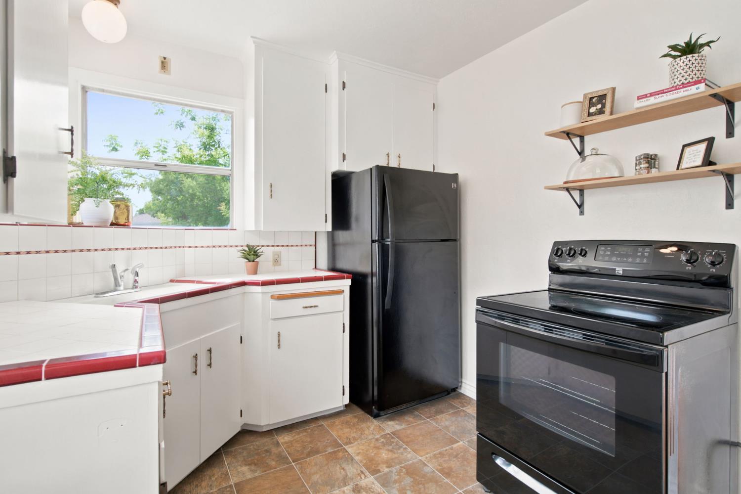 347 Vera Ave, Ripon, CA 95366