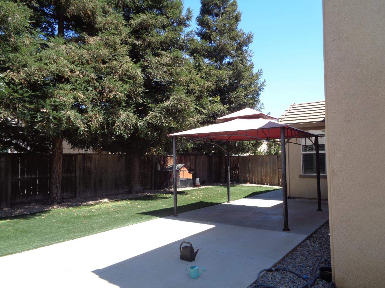 315 Merlot Dr, Oakdale, CA 95361