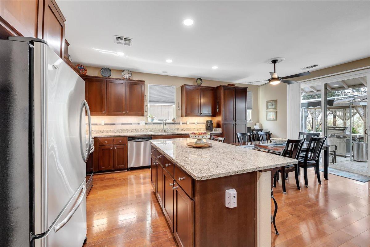 227 Pheasant Run Dr #52, Copperopolis, CA 95228