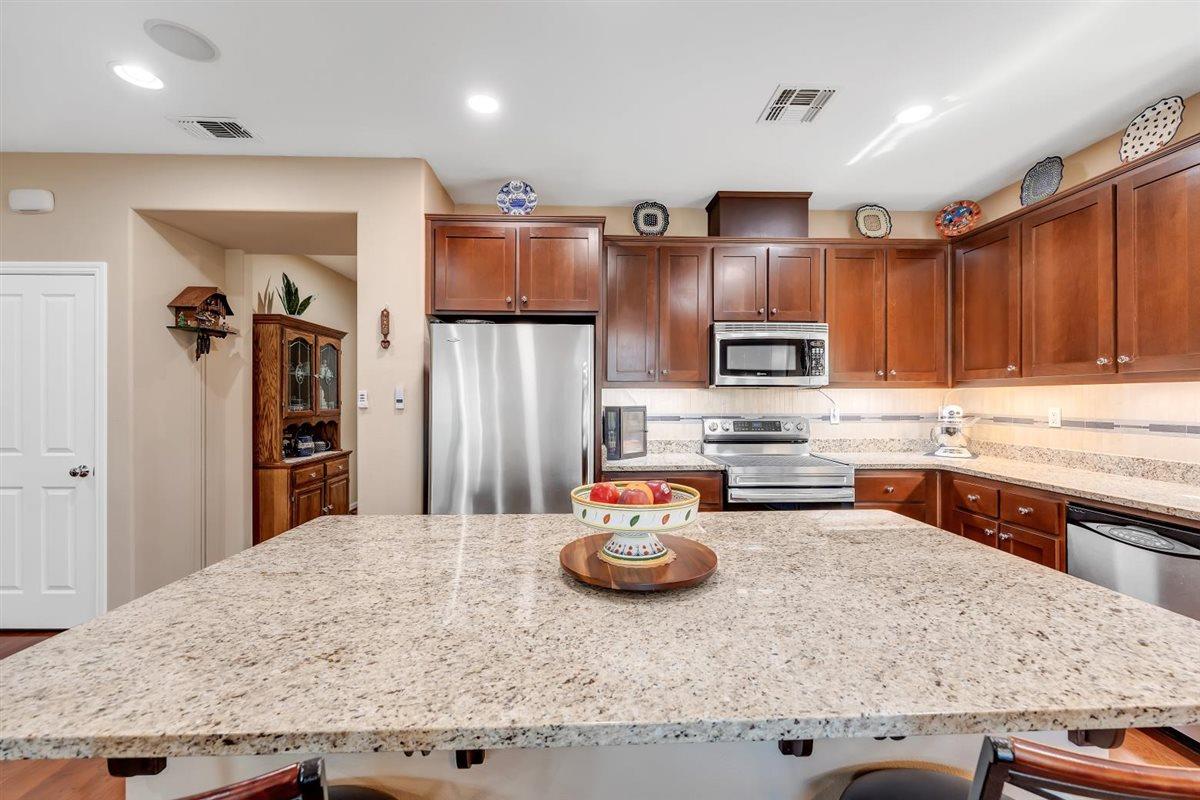227 Pheasant Run Dr #52, Copperopolis, CA 95228