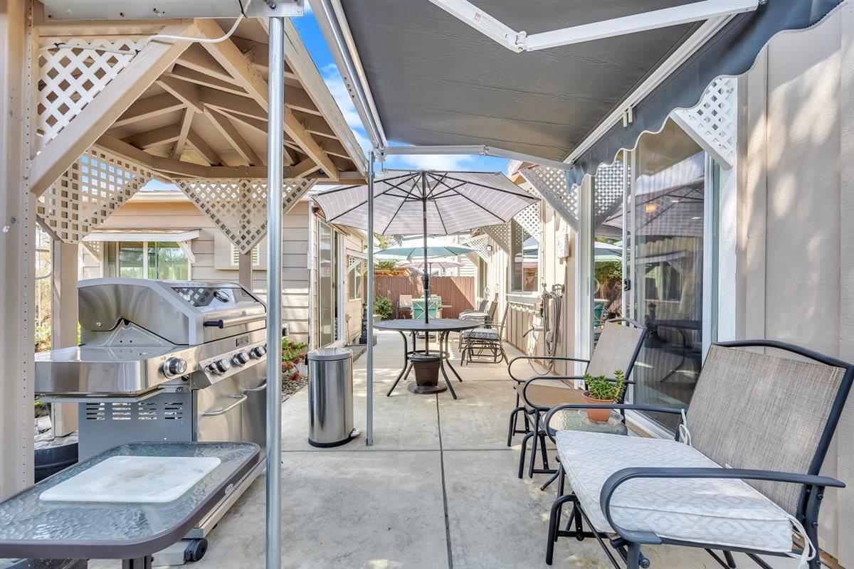 227 Pheasant Run Dr #52, Copperopolis, CA 95228