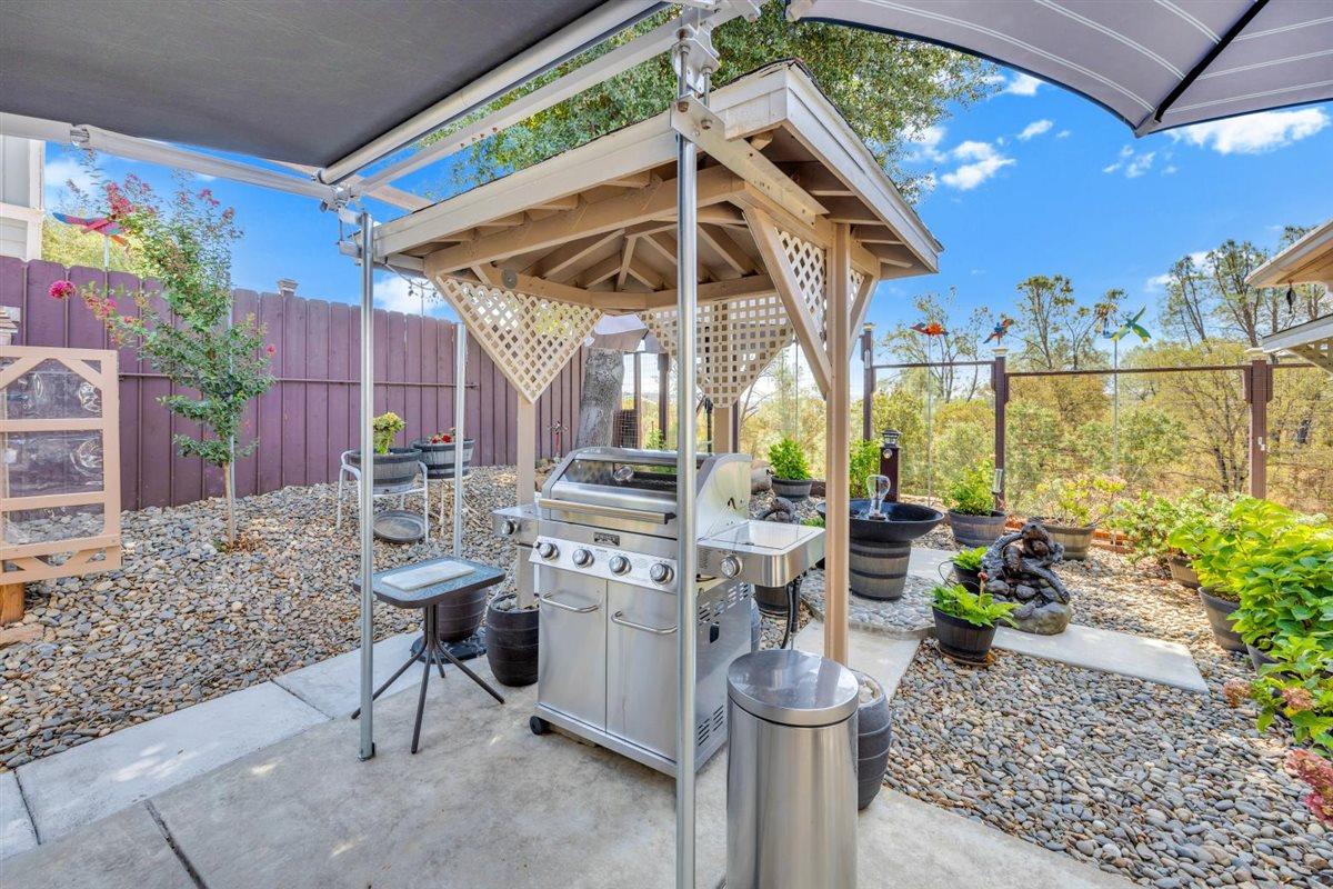 227 Pheasant Run Dr #52, Copperopolis, CA 95228