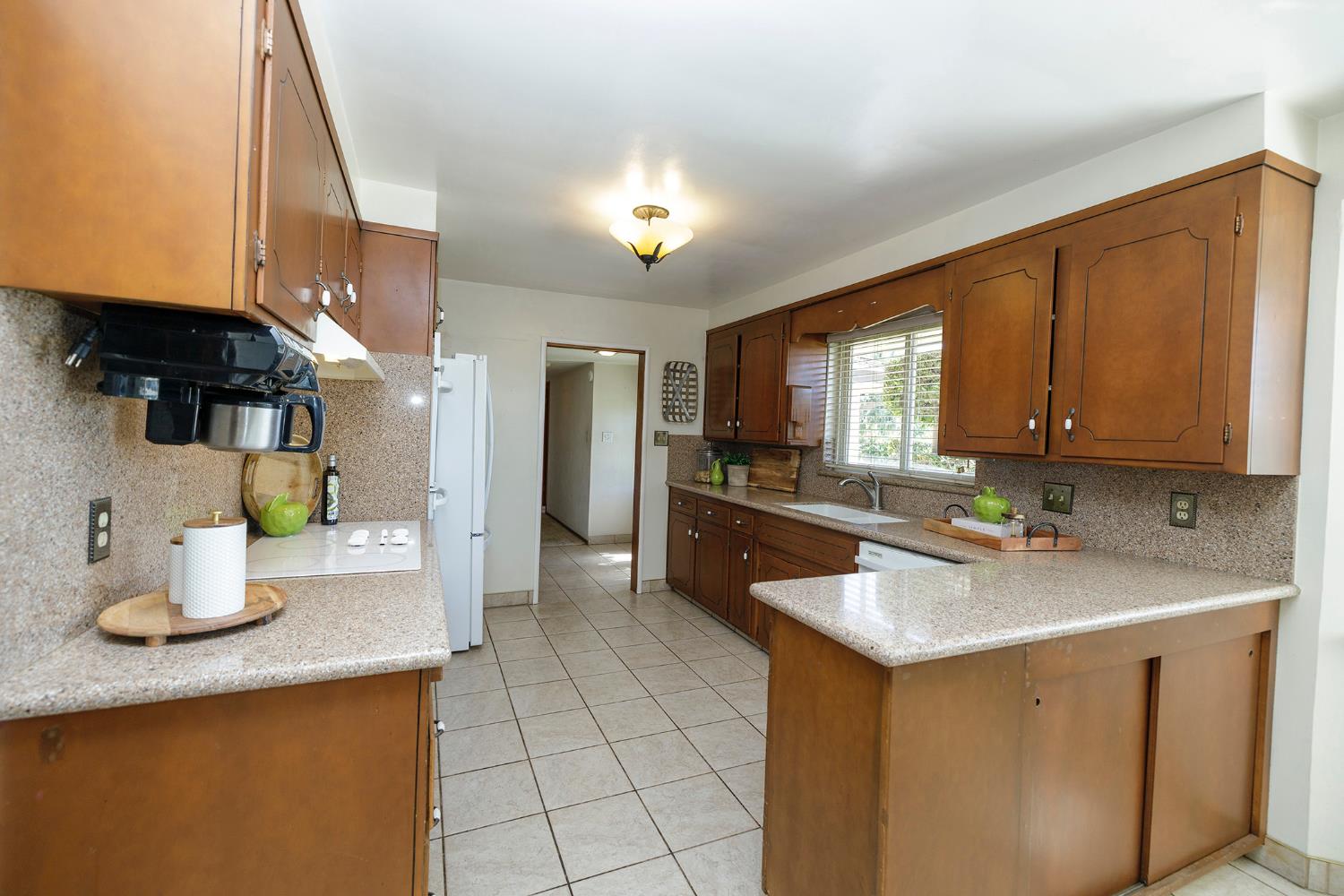 1065 Union Rd, Manteca, CA 95337